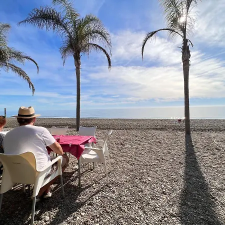شقة El 7 Malaga Playa Y Piscina