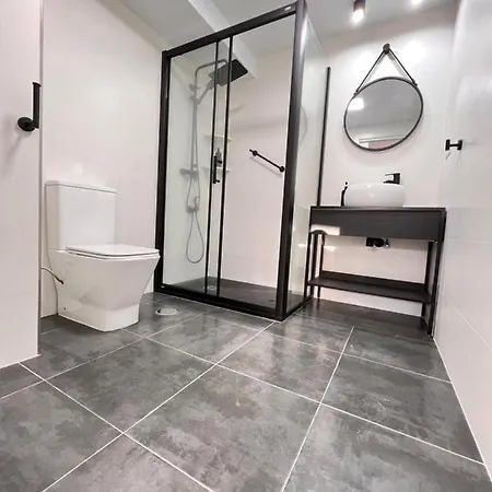 El 7 Malaga Playa Y Piscina شقة