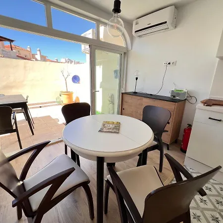 El 7 Malaga Playa Y Piscina رينكون ذي لا مْبيكتوري